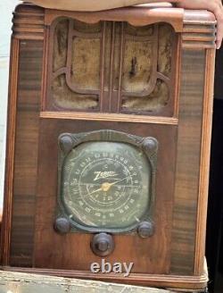 1932 Zenith Radio Used. Needs Repair. RARE