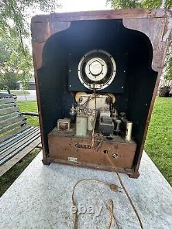 1932 Zenith Radio Used. Needs Repair. RARE