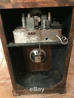 1936 Zenith Model 6V62 Working Black Dial Vacuum Tube Console Radio