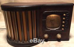1938-1939 Zenith 5R317 World's Fair Special- Gold & Glass Rod Tube Radio