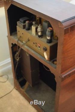 1939 Antique Vintage Art Deco Pre-WWII Zenith 8-S-463 AM/Shortwave Console Radio