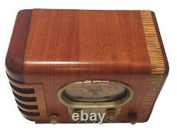 1939 Zenith 5S319 Wooden Case Table Top Racetrack Radio Restored, Works