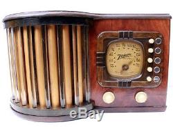 1939 Zenith 6D-317 World's Fair Glowing Glass Rod Radio one of only two