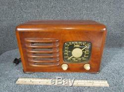 1941 Clean Zenith Radio, Model 6d526, Working Condition, Art Deco Toaster Case