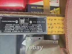 1941 ZENITH UNIVERSAL PORTABLE TUBE RADIO with Wave Magnet. Original Parts/Boxes