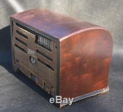 1941 Zenith 6-D-526 wood cabinet table radio- Rare-Very nice original condition
