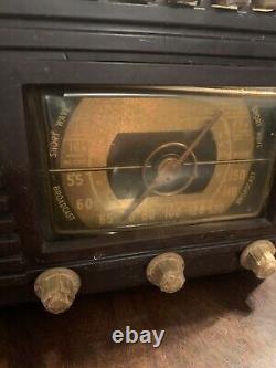 1941 Zenith Shortwave Radio, Model 6S511 Electric Works