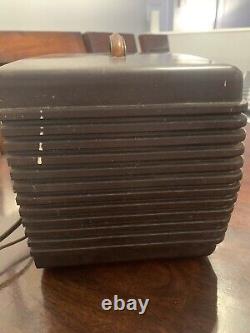 1941 Zenith Shortwave Radio, Model 6S511 Electric Works