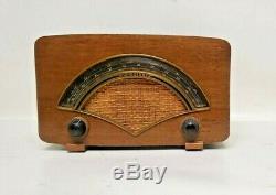1946 Zenith Radio Model 8H034 Designed by Charles and Ray Eames Atomic Ranch