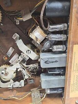 1947 ZENITH 6R886 6 Tube AM Radio Phonograph Wood Chassis 6E02 Restorative Deco