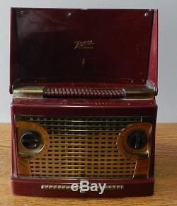 1948 Vintage Red Bakelite Zenette model 4G800Z tube radio working condition