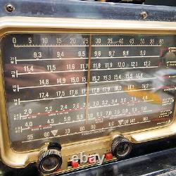 1950's Vintage Zenith Trans Oceanic Y600 Wave Magnet Short Wave Radio