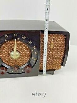 1950s Zenith Brown AM/FM Bakelite Tube Radio Model H723 Cracked Body Tested USA