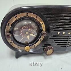 1950s Zenith Radio S-18535 Walnut Owl Eyes Parts or Repair No Wire