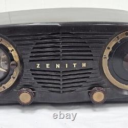 1950s Zenith Radio S-18535 Walnut Owl Eyes Parts or Repair No Wire