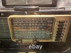 1950s Zenith Trans-Oceanic Wave Magnet Tube Radio Model L600