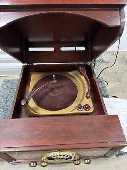 1951 Zenith H665R The Beacon Hill Phonograph/Radio