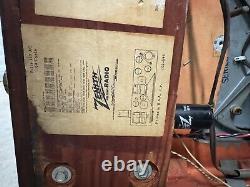 1951 Zenith H665R The Beacon Hill Phonograph/Radio