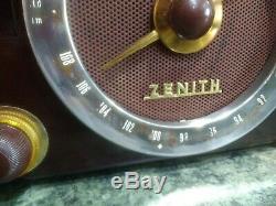 1951 Zenith H725 Vintage Valve Tube AM FM Bakelite Radio Restored Working