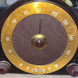 1952 Zenith J664 Tube Radio Record Player Cobra Matic Variable Speed Bakelite