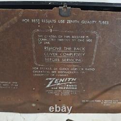 1952 Zenith S-18771 J-733 AM FM Alarm Clock 7 Tube Radio Black Gold Plastic Work