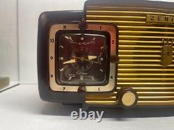 1953 Vintage ZENITH Model L622-F Bakelite Tube TELECHRON CLOCK RADIO