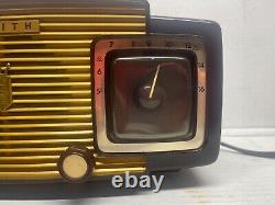 1953 Vintage ZENITH Model L622-F Bakelite Tube TELECHRON CLOCK RADIO