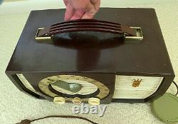 1956 Vintage Zenith Y724 AM-FM Working Radio Made in USA in Brown & White