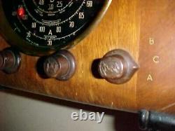6-s-322 Zenith Cube Radio 1938 Black Dial 4 Knob Solid Radio See Pics