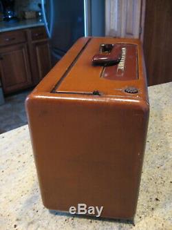A600L Zenith Leather Transoceanic tube radio