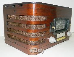 AWESOME PRE-WAR ZENITH 6S439 BLACK DIAL WOOD RADIO AM/ SW RESTORED WORKS
