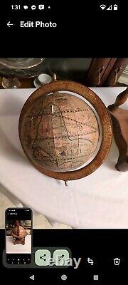 Antique Globe 8TR Radio