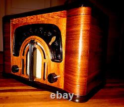 Antique Wood Radio 1942 ZENITH BOOMERANG RESTORED With BOSE BLUETOOTH & VASE