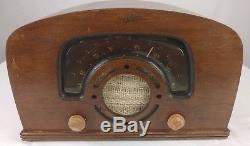 Antique Wooden Zenith 1942 Tube Radio Boomerang Dial Vintage 6D630