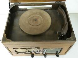 Antique ZENITH TUBE LONG DISTANCE RADIO/78 RPM RECORD PLAYER PORTABLE for repair