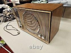 Antique Zenith High Fidelity Tube Radio Model #S-46351