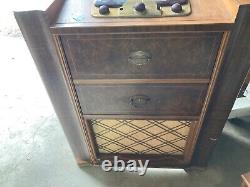 Antique Zenith Radio & Turntable