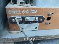 Antique Zenith Tombstone Wood Tube Radio Model 6-S-229 For parts/repair