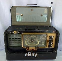 Antique Zenith Trans Oceanic tube radio works