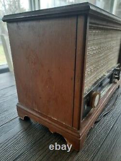 Antique Zenith Vintage tube Radio Collectable No ship CA, AZ, TX, MT, ND