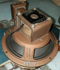 Antique Zenith Walton Tombstone Tube Radio Model 9-S-232 Components