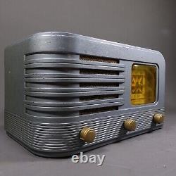 BEAUTIFUL Rare Art Deco Retro 1941 Stromberg Carlson 500H AM Tube Radio Works