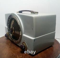 Beautiful Vintage 1955 Zenith AM/FM Radio Model T825G Working