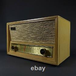 Beautiful Zenith C730E 1955 Tube Radio MCM Blonde Wood Near Mint