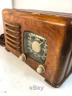 Beautiful Zenith Wood Table Tube Radio Parts or Repair
