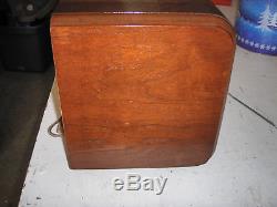 Collectible Wood Zenith Tube Radio- Working with Black Dial And Lighted Red Zenith