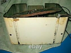 Extremely Rare 1946 Zenith 6D014W Consoltone Boomerang White Bakelite Tube Radio