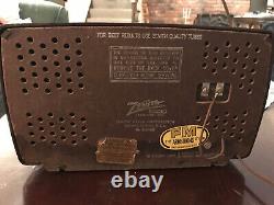 Fully Restored Vintage Bakelite 1951 Zenith AM FM Tube Radio Model H723 USA