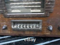 GE AM-FM Vintage Tube Radio For Parts or Repair Art Deco Retro Table Top