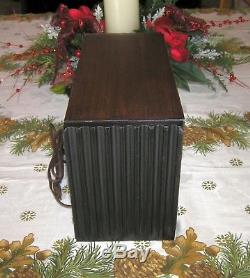 Gorgeous Restored 1946 Zenith 5D027Z Consol-Tone Black-Dial Wood Tube Radio
